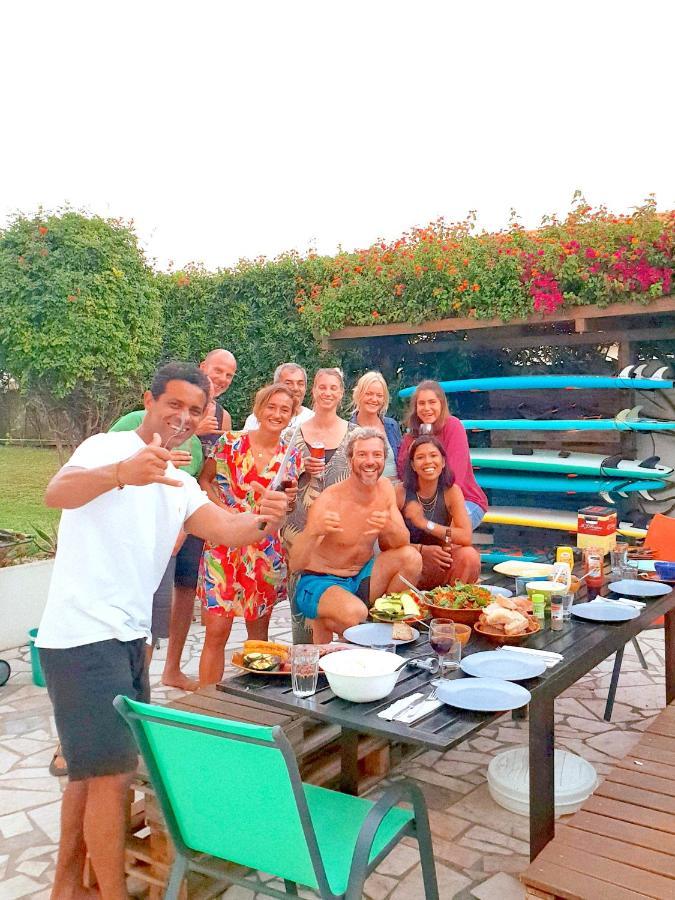 Casa de hóspedes Sandycamps Surf House *